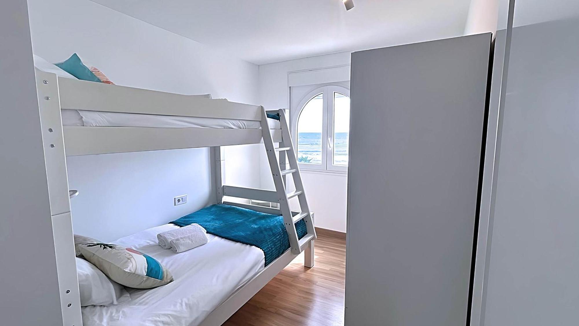Atico De Albaida Duplex Frente Al Mar Apartment Morche Exterior photo